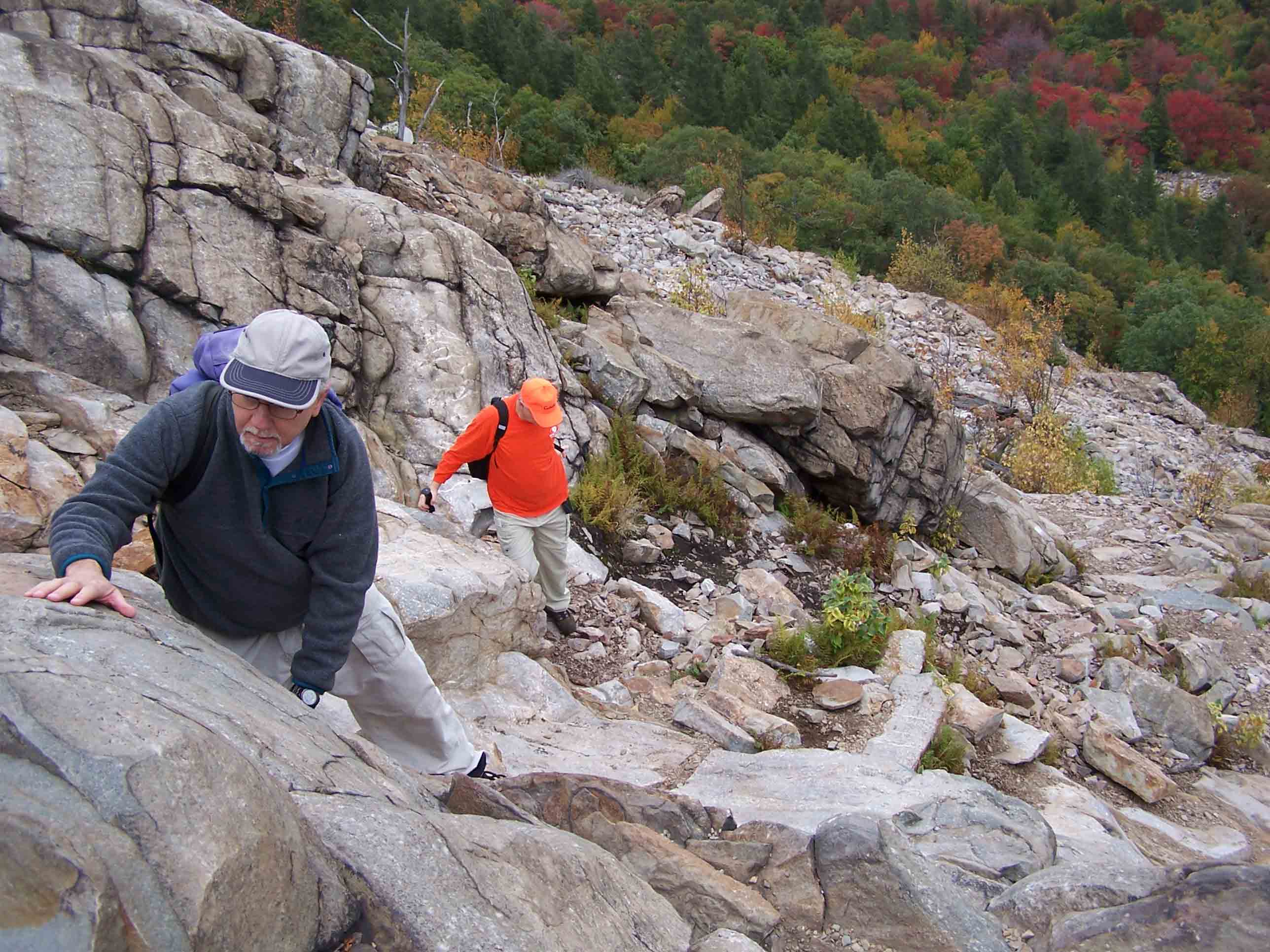 mm 19.5 Climb up from Lehigh Gap - Barry & David. Courtesy at@rohland.org